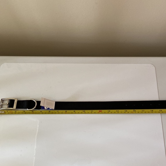 Brand new heavy duty dog collar in black - Picture 2 of 3